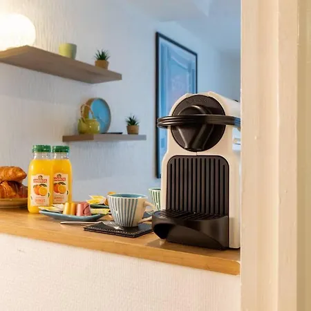 Apartament Beautiful On The Prestigious Street Saint-honore - Near Louvre, Amazing Location! *